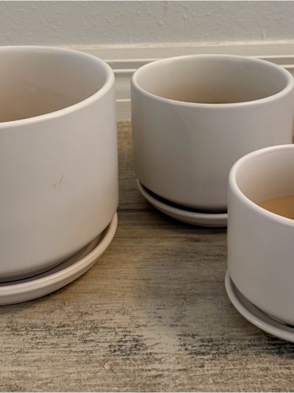 White Ceramic 3-Piece Plant Pots Modern Home Dining Pots - Picture 2 of 4
